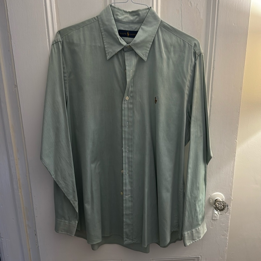 Men’s L Ralph Lauren Green Button down. Barely worn.